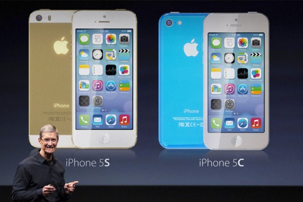 Nový iPhone 5S a 5C konečně v ČR