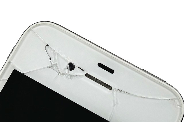 Na opravu telefonu nebudete muset čekat týdny