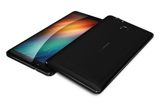 Shark 1: smartphone s obrovskou výdrží baterie