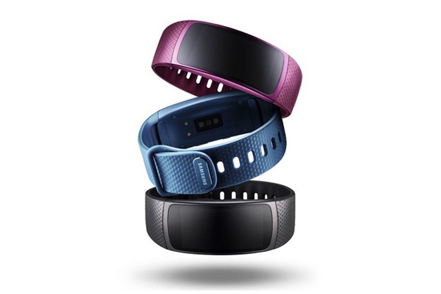Je tu nový náramek Gear Fit2 od Samsungu