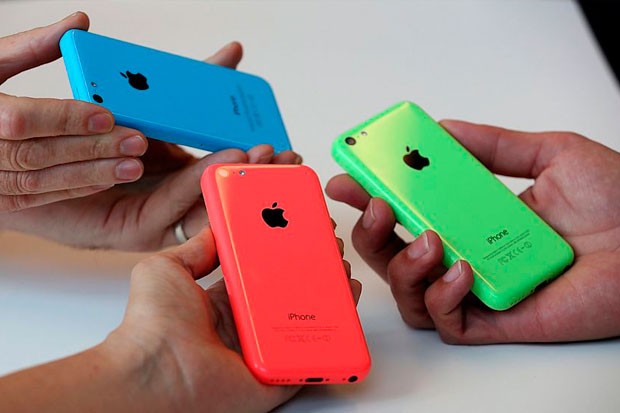 Apple přišel s iPhonem 5c v 8GB variantě