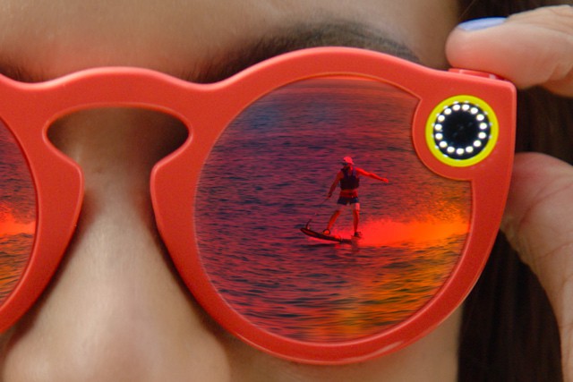 Snapchat představuje brýle s kamerou