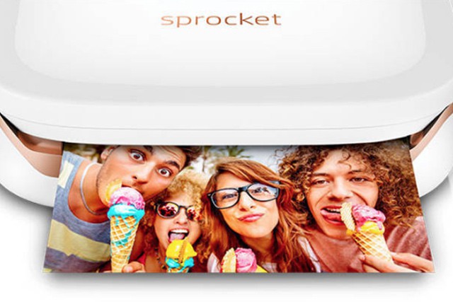 Zažijte plno zábavy s HP Sprocket mobilní tiskárnou