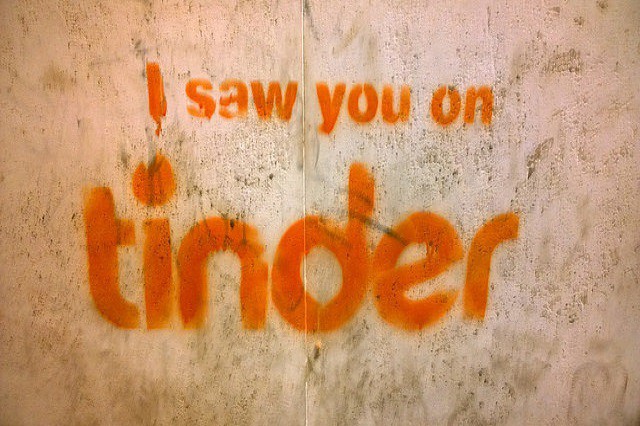 Fenomén s názvem Tinder: milovat nebo nenávidět?