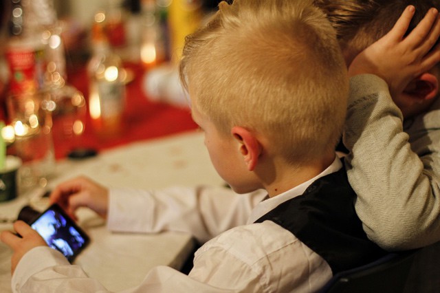 Telefonní účty psané na děti: Dluhy zaplatíte vy