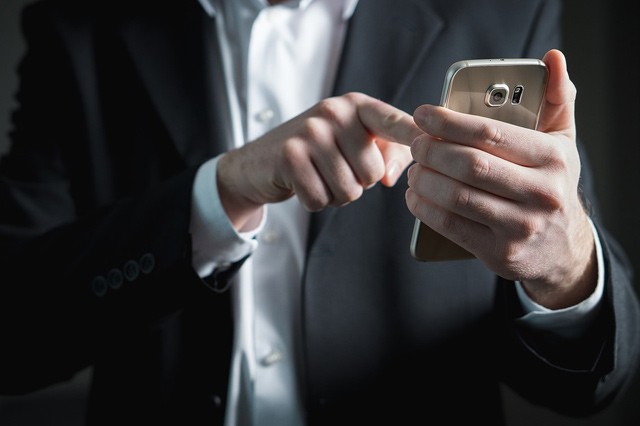 Facebook Watch bude vysílat po celém světě