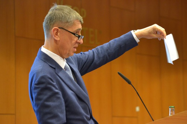 Kauza ohledně Babiše ml. zatěžuje internet víc než mistrovství