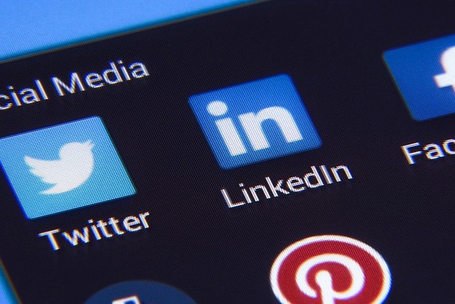 LinkedIn chystá vysílání videí živě