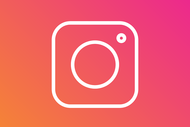 Kvůli chybě ukazoval Instagram Stories nesprávným lidem