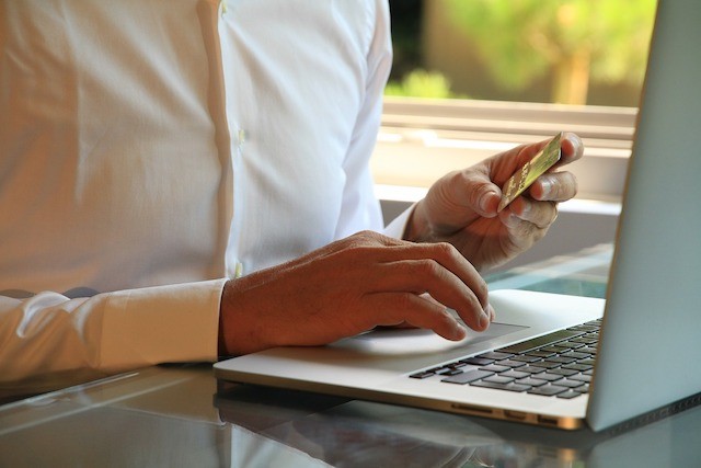 Pro ověření on-line plateb už nebude stačit jenom SMS
