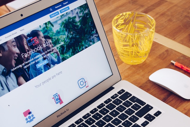 Reklamy na Facebooku budou interaktivnější