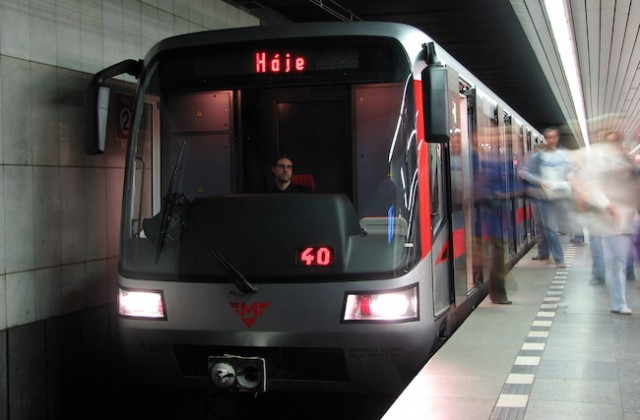 LTE signál se rozšířil do dalších stanic metra