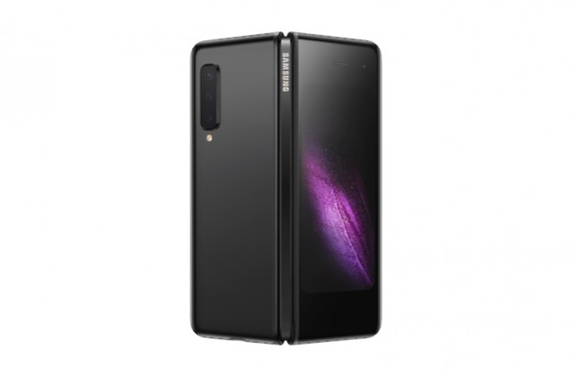 Samsung Galaxy Fold se u nás začne prodávat už příští týden