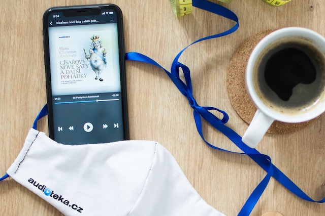 Jak se zabavit při karanténě? Audiotéka rozdává audioknihy zdarma