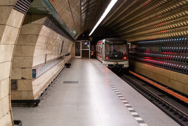 LTE signál je nově dostupný ve stanicích metra Můstek a Muzeum