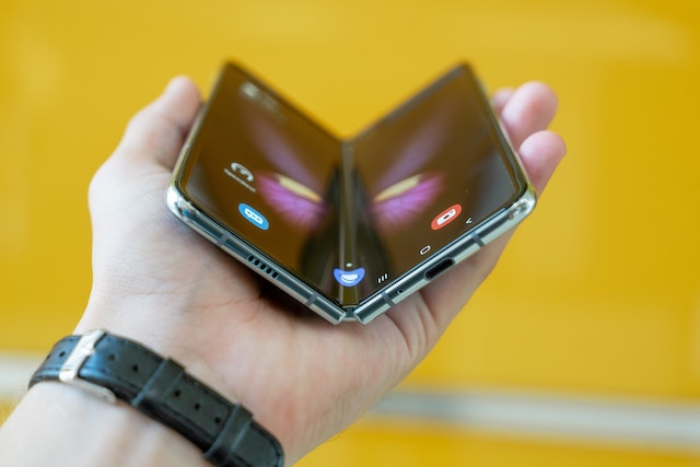 Samsung Galaxy Z Fold 2 vyjde už za 2 týdny. Co od něj můžeme očekávat?