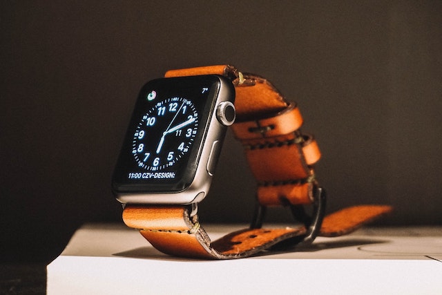 Apple Watch s Touch ID a fotoaparátem? Apple pracuje na nových vychytávkách pro své hodinky