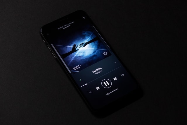 Apple umožní měnit výchozí přehrávač hudby pro Siri