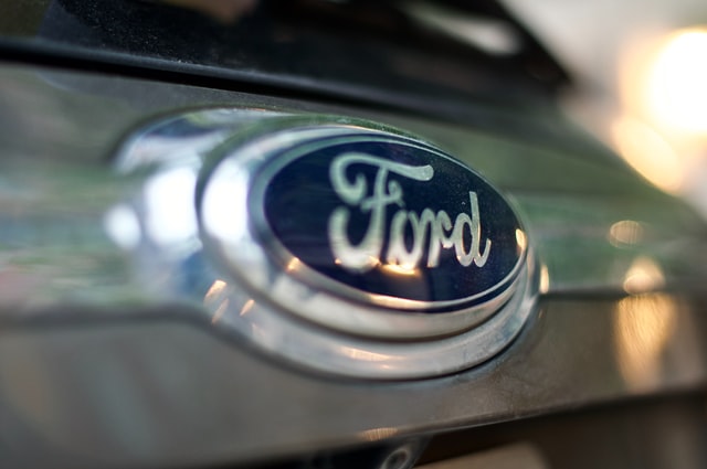 Ford si patentoval technologii pro skenování billboardů