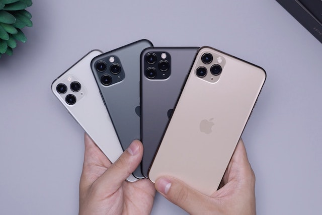 Apple chce navýšit výrobu iPhonů 13, začal spolupracovat s dalším dodavatelem