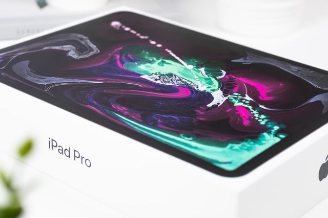 Apple kvůli nedostatku čipů omezil výrobu iPadů