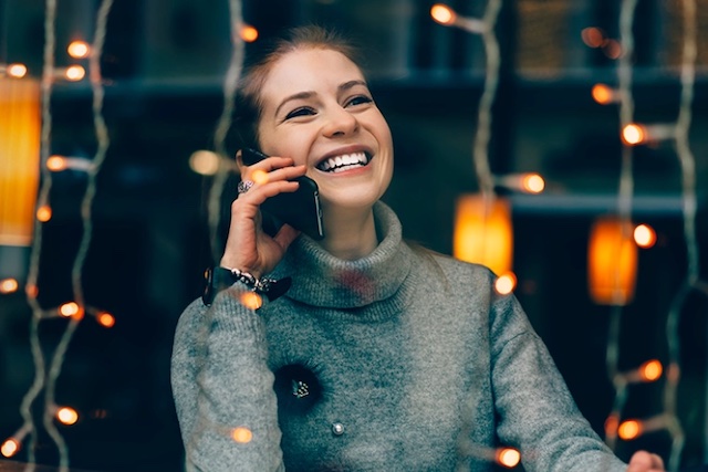 T-Mobile představil vánoční tarif: 4 GB, 150 minut a 150 SMS za 425 Kč