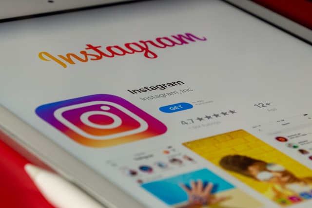 Nejlajkovanější fotky na Instagramu v roce 2021