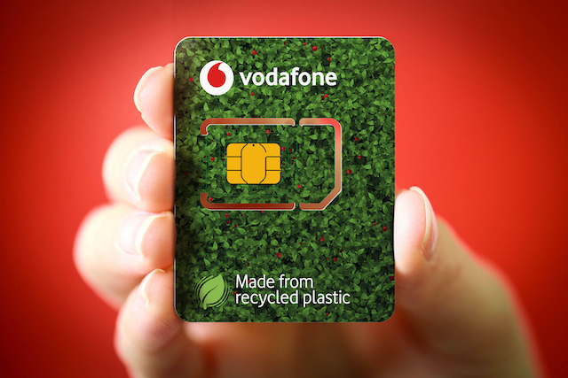 Vodafone zavádí šetrnější Eco-SIMky a zjednodušuje pořízení eSIM