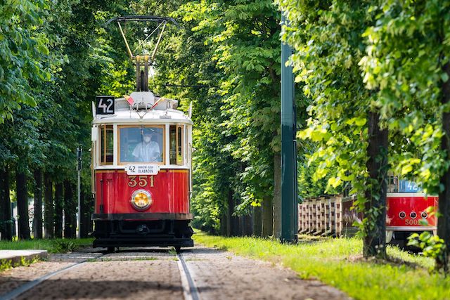 V nejstarší pražské tramvaji můžete za jízdné zaplatit i kryptoměnou