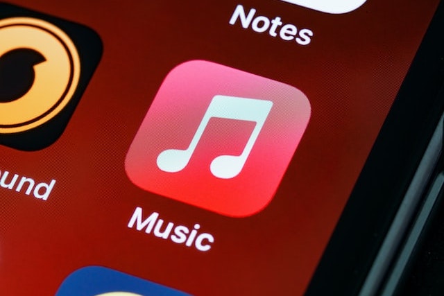 Apple zvýšil ceny předplatného u Apple Music, Apple TV+ a Apple One