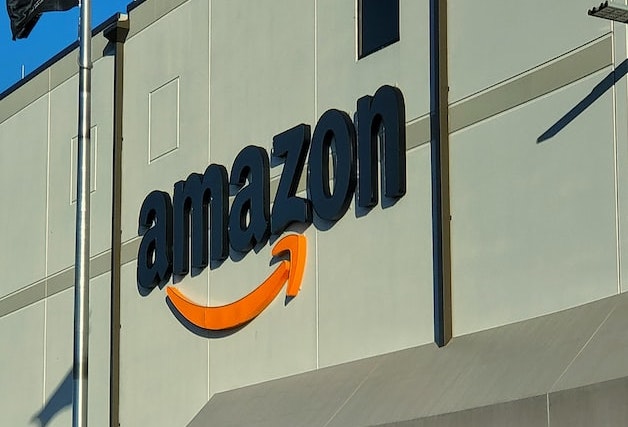 Amazon zruší 18 000 pracovních míst