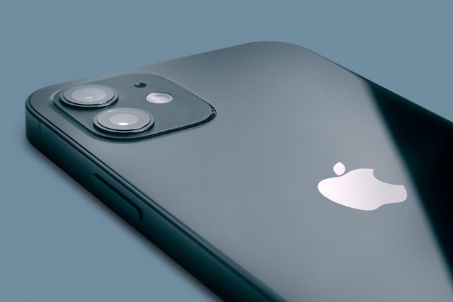 Rusko zakázalo úředníkům používání iPhonů