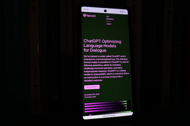 OpenAI spustilo aplikaci ChatGPT pro iOS