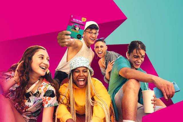 T-Mobile nabízí studentům předplacené karty s 10 GB dat za 30 Kč