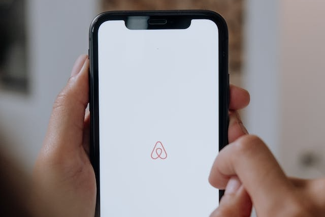 AirBnB umožní generovat jednorázové kódy pro chytré zámky a sdílet je s hosty
