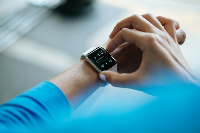 Apple Watch v USA nebudou měřit hladinu kyslíku v krvi, porušují patenty konkurence