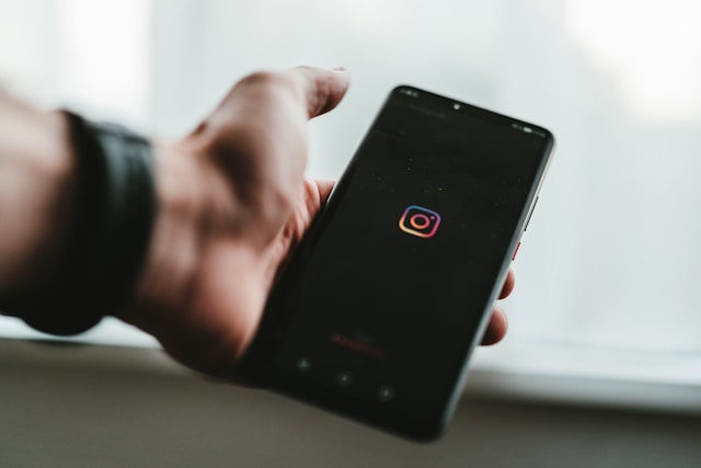 Instagram ukryl ve zprávách hru s emoji