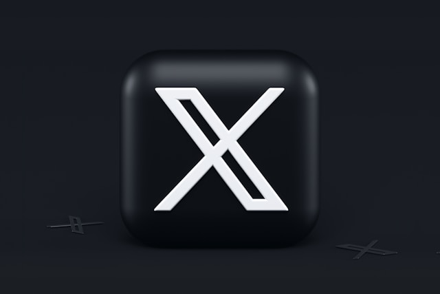 X zavede poplatek pro nové uživatele