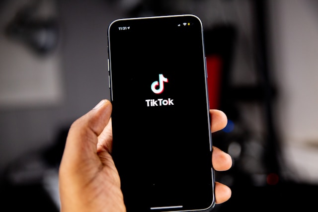 TikTok přináší do Evropy více vzdělávacího obsahu