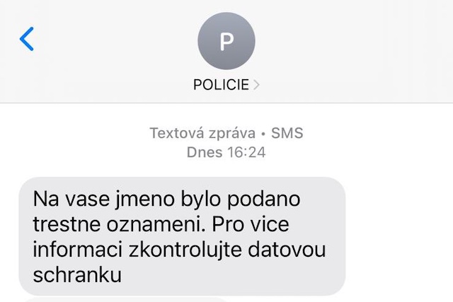 Policie varuje před falešnými SMS vydávajícími se za zprávy z linky 158