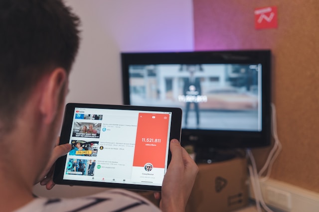 YouTube vyplatil tvůrcům přes 100 miliard dolarů za poslední 4 roky