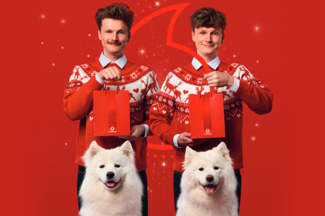 Vánoční dvojitá radost s Vodafonem: Druhé zařízení za korunu a slevy až 8 000 Kč