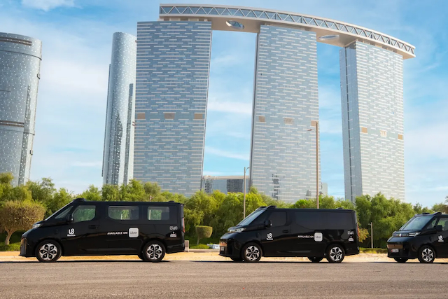 Uber spouští v Abú Zabí plně autonomní robotaxi