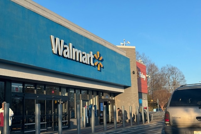 Americký Walmart zapojí AI do nákupního procesu, lidem poradí s výběrem zboží