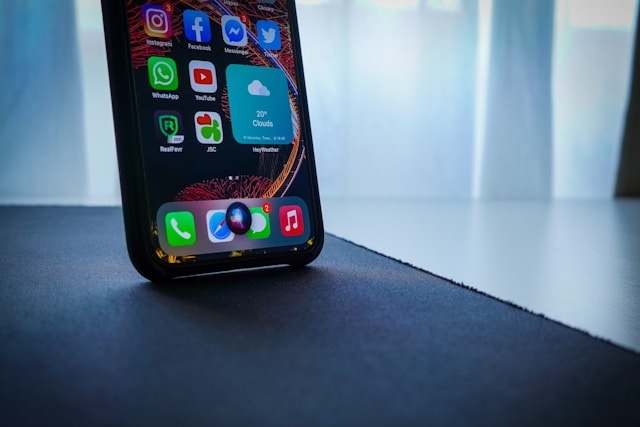 Siri od Applu bude získávat aktuální zprávy přímo od vydavatelů